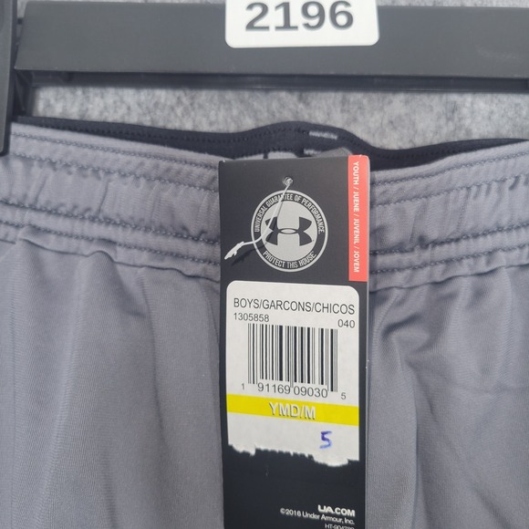 Under Armour UA Boys Shorts M Size Medium Youth Medium Gray YMD Loose Heatgear - Picture 3 of 10